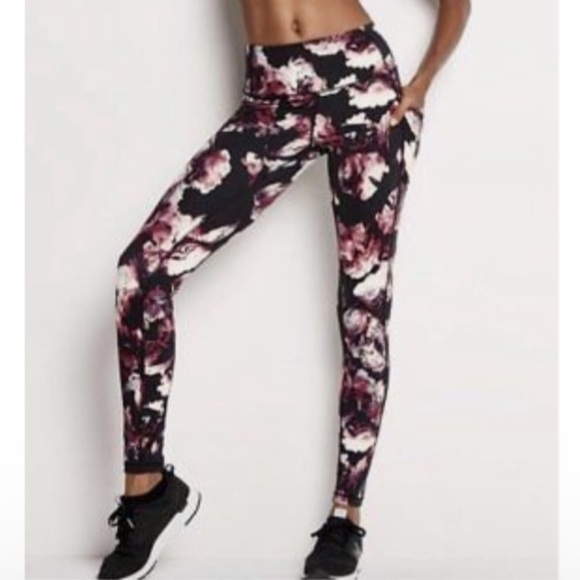 Victoria's Secret Pants - VICTORIA'S SECRET black rose floral knockout leggings
